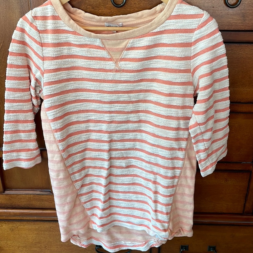 Gap maternity sweater SMALL like baseball tee 3/4 sleeve peach in color